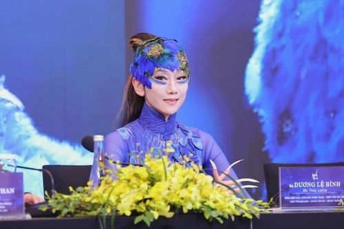 Nghệ sĩ Dương Lệ Bình đưa 'Khổng tước' tới Việt Nam