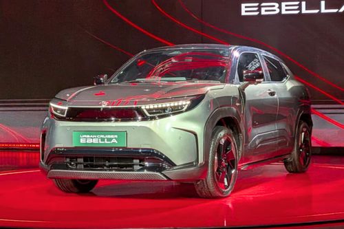 Urban Cruiser Ebella - mẫu xe điện Toyota đầu tiên tại Ấn Độ