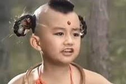 Cuộc sống ít ai biết của 'Hồng Hài Nhi'