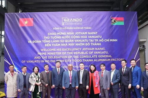 Thủ tướng Vanuatu thăm quan doanh nghiệp giữ vai trò then chốt trong ngành nhôm Việt