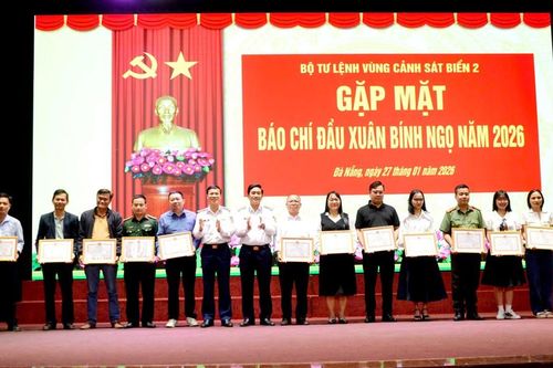 Lan tỏa hình ảnh người lính biển trong dòng chảy báo chí và đời sống
