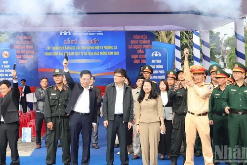 Quảng Ngãi ra quân hưởng ứng Năm an toàn giao thông 2026