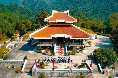 Người về đem tới mùa xuân-Bài 1: Pác Bó in dấu chân Người