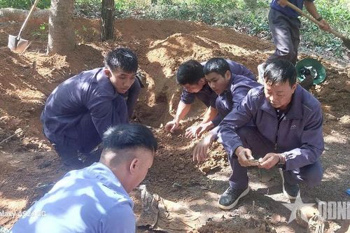 Tìm thấy 11 hài cốt liệt sĩ tại Campuchia cùng nhiều di vật