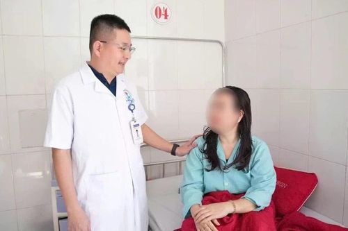 Điều trị thành công ca bệnh có túi phình lớn ở động mạch cảnh