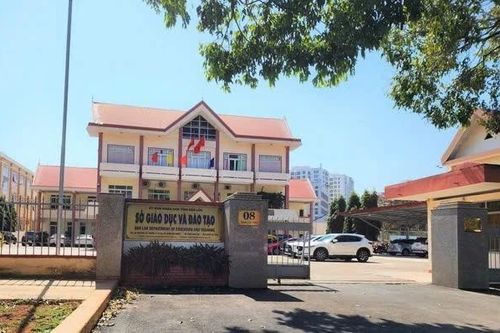 Chậm trao thưởng cho học sinh đạt thành tích 'vàng', Sở GD&ĐT Đắk Lắk nói gì?