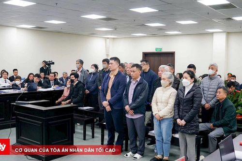 Cựu Viện trưởng Viện Y dược học TP.HCM hầu tòa vì nhận hối lộ 47 tỷ đồng
