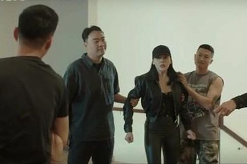 Lằn ranh - Tập 55: Ông Sách chia tay người tình, đánh mất cả người vợ tào khang