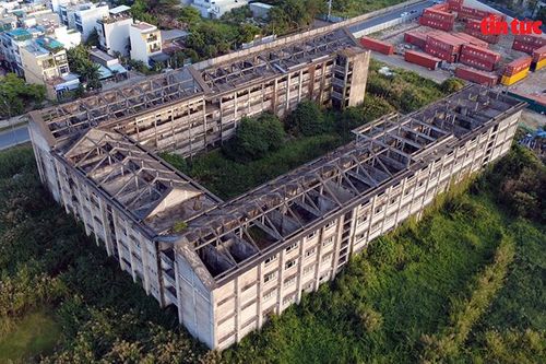 Ngôi trường 'ngủ quên' 8 năm ở TP Hồ Chí Minh