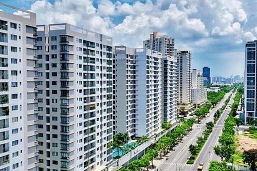 Bất động sản hấp dẫn nhưng cạnh tranh ngày càng khốc liệt