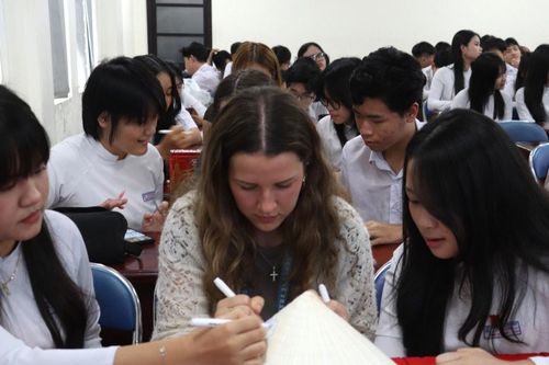 Giao lưu văn hóa giữa học sinh Đà Nẵng và Hoa Kỳ