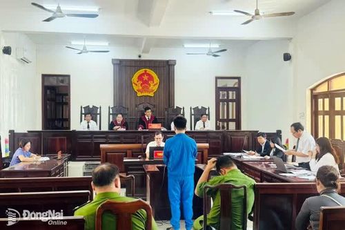 Lãnh án nặng vì dùng súng bắn người