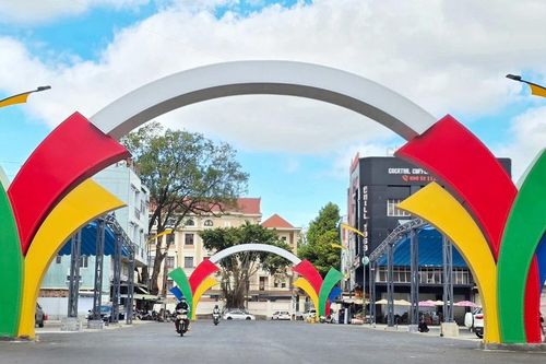 Phường Diên Hồng đấu giá cho thuê 73 mặt bằng Phố ẩm thực - Chợ đêm