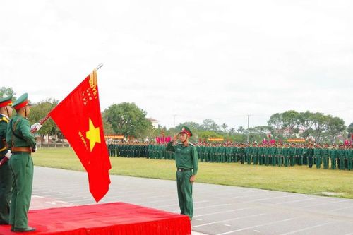 Sư đoàn 2 tiễn quân nhân hoàn thành nghĩa vụ quân sự trở về địa phương