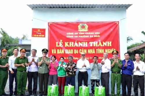 Công an phường Ba Ngòi bàn giao 4 căn nhà tình nghĩa