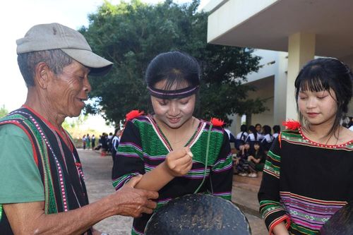 Xã Tuy Ðức bền bỉ giữ gìn bản sắc văn hóa
