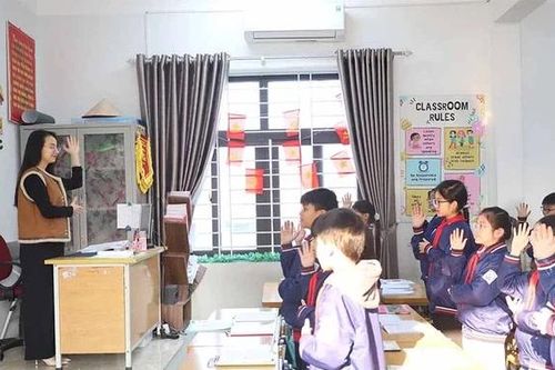 Công bố danh sách thí sinh đủ điều kiện dự thi vòng 2 tuyển dụng giáo viên theo chính sách thu hút