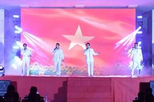 Son sắt niềm tin theo Đảng