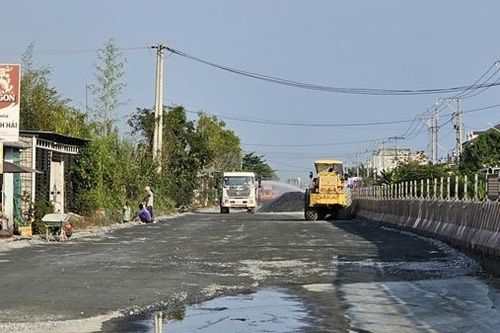 Khẩn trương khắc phục đoạn Quốc lộ 1 thường xuyên bị ngập