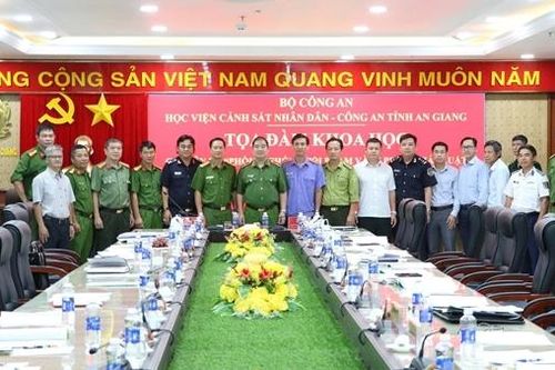Tọa đàm khoa học về phòng, chống tội phạm xâm hại đa dạng sinh học
