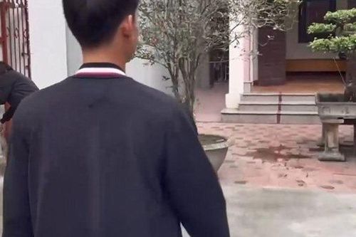Cận cảnh cơ ngơi giản dị của Đình Bắc và Khuất Văn Khang, ngắm thứ quý giá nhất trong nhà