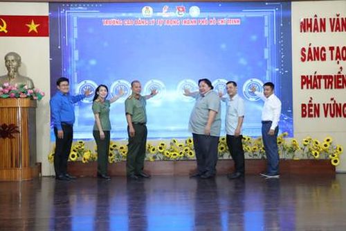 Trường Cao đẳng Lý Tự Trọng, TP.Hồ Chí Minh: Quyết tâm xây dựng mô hình 'Trường học không ma túy'