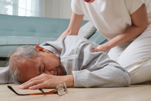 Vì sao buổi sáng dễ xảy ra đột quỵ?