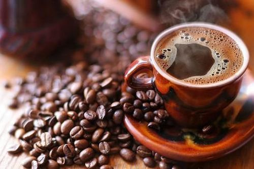 Người bị viêm đại tràng không nên uống gì?