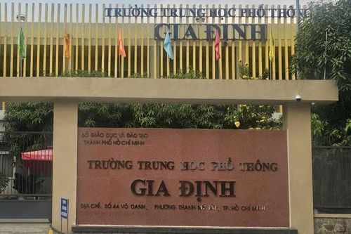Hiệu trưởng ở TP.HCM lên tiếng vụ một lớp thu quỹ 6 triệu đồng
