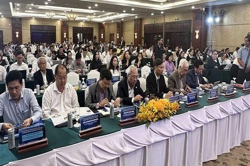 Tìm giải pháp nâng cao năng lực cạnh tranh của doanh nghiệp Việt Nam trong kỷ nguyên mới