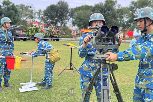 Sư đoàn Phòng không 375 đẩy mạnh ứng dụng khoa học công nghệ trong huấn luyện