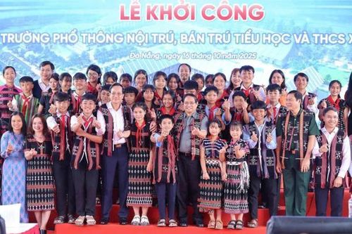 'Nhịp cầu' bền chặt giữa ý Đảng và lòng dân