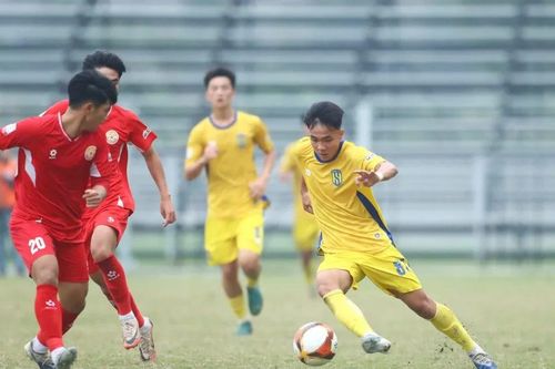Bóng đá trẻ - bệ phóng cho tương lai
