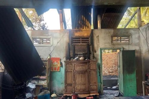 Bị la rầy, cháu làm bom xăng đốt nhà ông ngoại