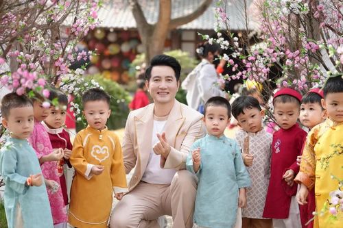 Ra mắt ca khúc 'Cùng vui xuân đi'