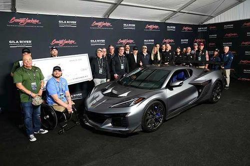 Chevrolet Corvette ZR1X VIN 001 bán hơn 64 tỷ đồng làm từ thiện