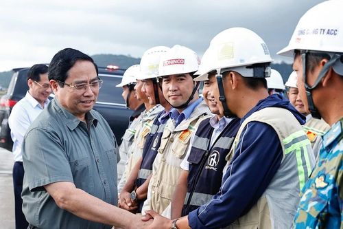 Thủ tướng kiểm tra các dự án phục vụ APEC tại Đặc khu Phú Quốc
