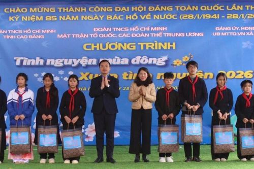 Xuân tình nguyện lan tỏa yêu thương nơi vùng khó
