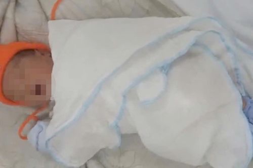 Bé gái sơ sinh bị bỏ rơi cùng lời nhắn của 'Mẹ Trần Thị Hóa'