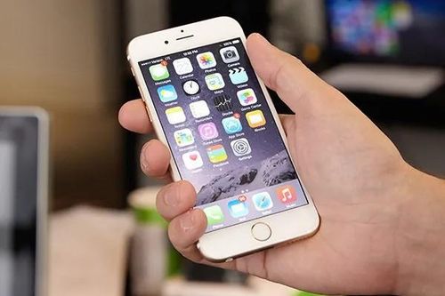 Mẫu iPhone 13 năm tuổi bất ngờ nhận cập nhật quan trọng từ Apple