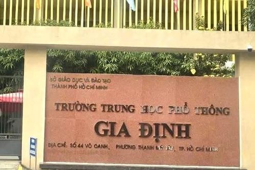 Một lớp 12 ở TPHCM thu tới 6 triệu đồng quỹ phụ huynh, hiệu trưởng yêu cầu trả lại