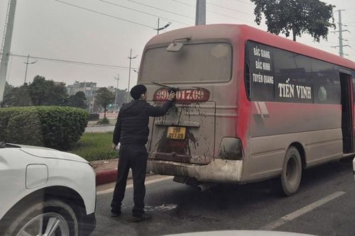 Cục CSGT nói rõ trường hợp bùn đất che lấp biển số xe không bị xử phạt