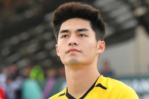 Văn Hậu tuyên bố CAHN thắng Selangor ở Cúp C1 Đông Nam Á; Đình Bắc động viên Trung Kiên