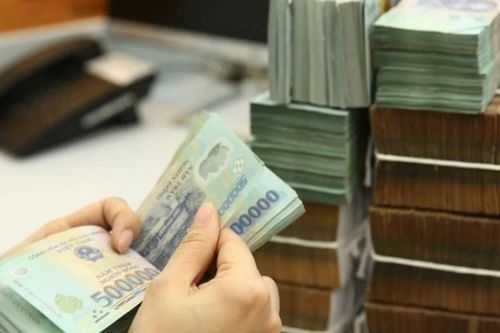 Áp lực lãi suất thả nổi tăng cao: Nhà đầu tư bất động sản đối mặt làn sóng cắt lỗ