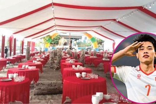 Bữa tiệc 180 mâm cỗ tri ân tới bà con của gia đình cầu thủ Đình Bắc