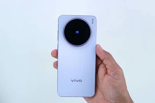 Smartphone cấu hình 'khủng', camera đỉnh cao, pin 6.200mAh, giá hơn 17 triệu đồng