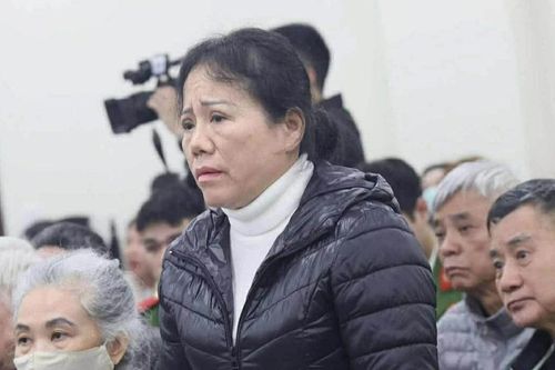 Gửi số tài khoản nhận tiền, cựu giám đốc bệnh viện vẫn khai 'không câu nệ quà'