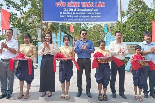 Xã Hòa Hưng khánh thành 2 cây cầu giao thông nông thôn