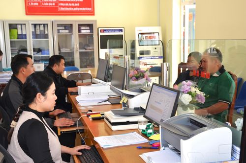 Hướng đến nền hành chính phục vụ hiệu quả