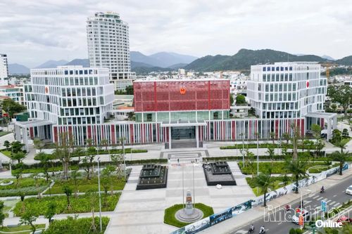 Trụ sở làm việc Tỉnh ủy, Đoàn Đại biểu Quốc hội và HĐND tỉnh, UBND tỉnh: Chính thức đưa vào sử dụng